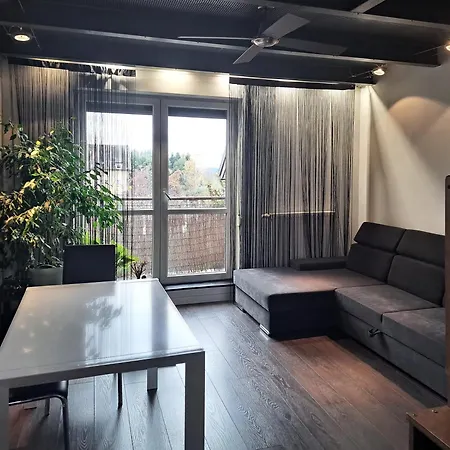 Kawalerka Z Bezplatnym Miejscem Parkingowym Apartment Warsaw Exterior photo